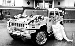 Hummer H2 с невестой на свадьбе в Минске